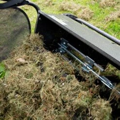 The Handy Push Lawn Sweeper 13 The Handy Push Lawn Sweeper -You Garden 180057 5