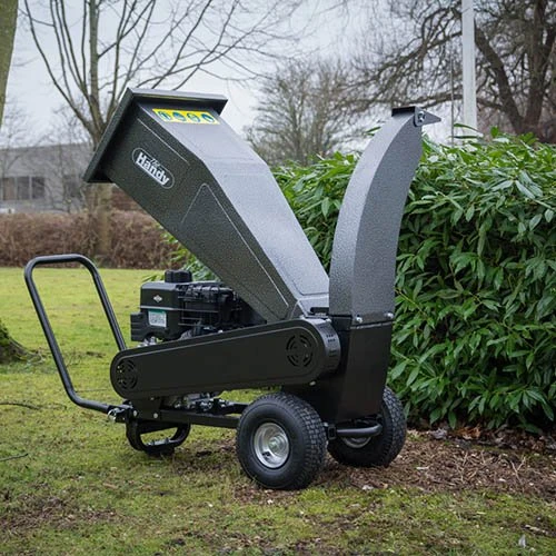 The Handy Petrol Chipper/Shredder 2.25" Capacity 3 The Handy Petrol Chipper/Shredder 2.25" Capacity - Image 3