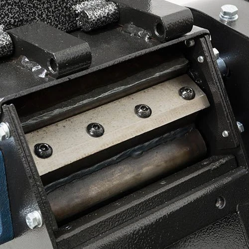 The Handy Petrol Chipper/Shredder 2.25" Capacity 8 The Handy Petrol Chipper/Shredder 2.25" Capacity - Image 8