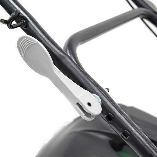 Webb 18'' Self Propelled Steel Deck Petrol Rotary Mower 5 Webb 18'' Self Propelled Steel Deck Petrol Rotary Mower - Image 5