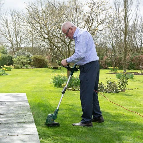 Webb 450w 25cm Cut Electric Line Trimmer 2 Webb 450w 25cm Cut Electric Line Trimmer - Image 2