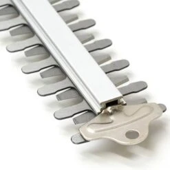 Webb 20v 2Ah Cordless Hedge Trimmer 11 Webb 20v 2Ah Cordless Hedge Trimmer -You Garden 180267 4