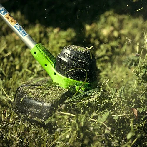 Greenworks 40V Front Mount Trimmer With 2Ah Battery & Charger 4 Greenworks 40V Front Mount Trimmer With 2Ah Battery & Charger - Image 4